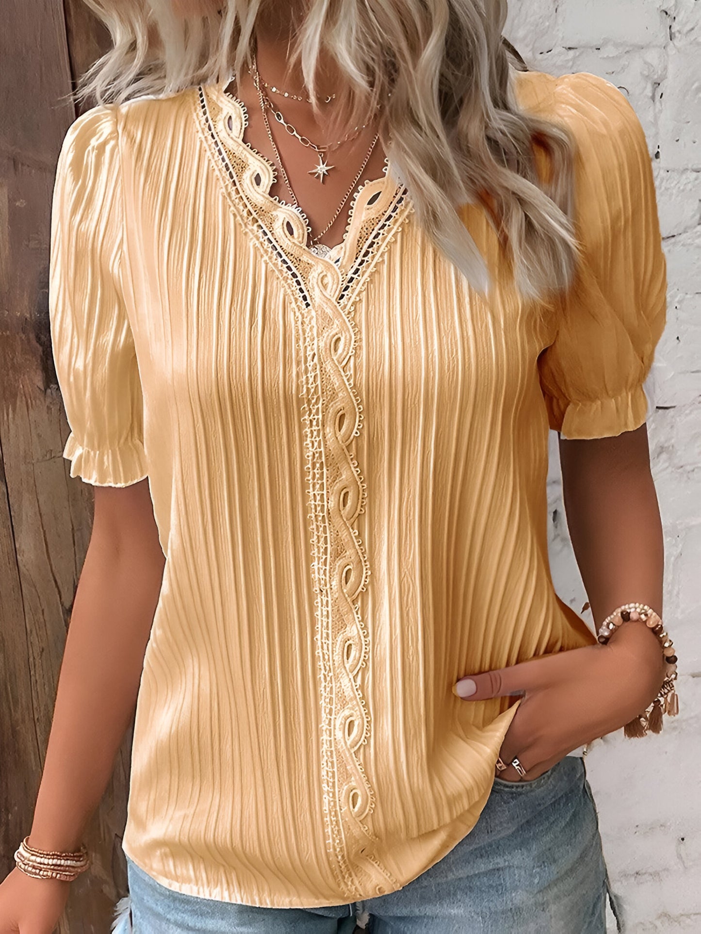 Hazel – Women’s Top with Soft Fabric